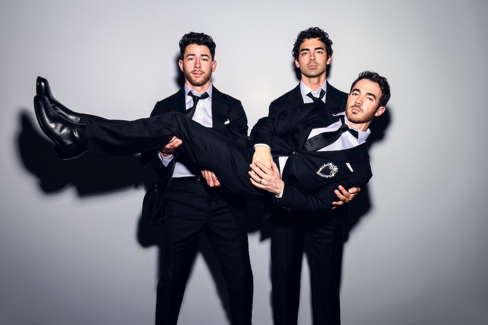 Jonas Brothers revisit their Burning Up era live at Kia Center