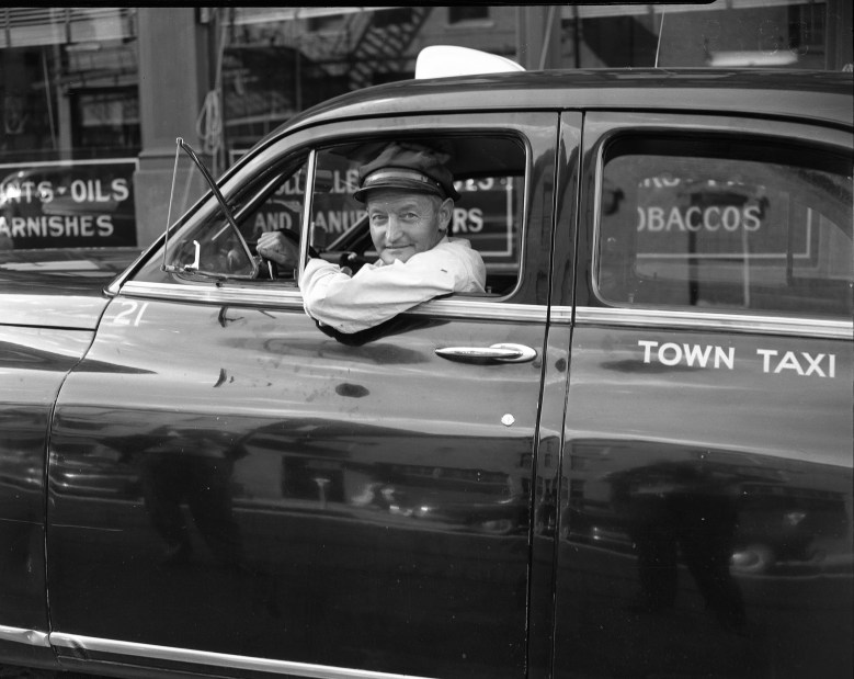 Portland taxi photos from the 1930s and ’40s