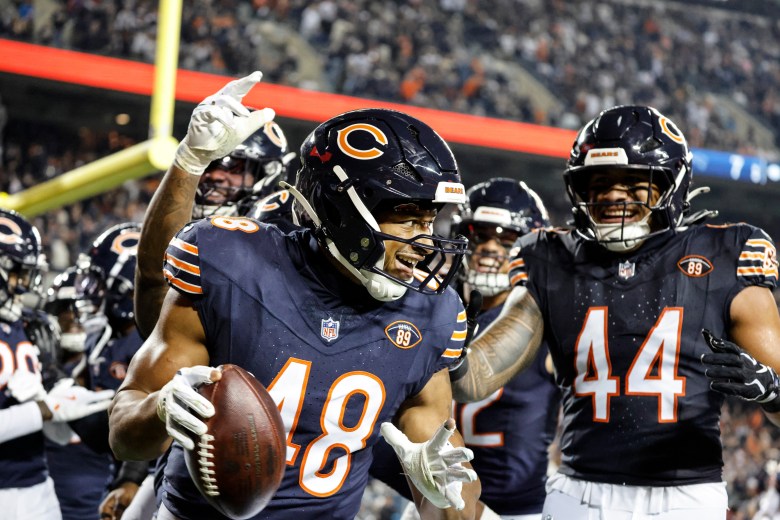 Patriots’ comeback falls short against Bears