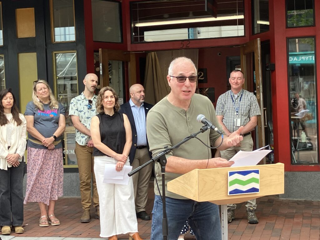 Church Street Businesses Sound the Alarm Directly to Gov. Scott