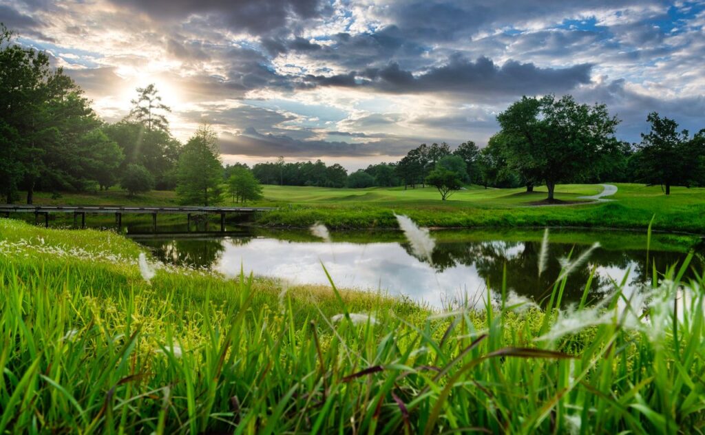 Mississippi State, Ole Miss and USM combine to host prestigious men’s golf tourney at Fallen Oak
