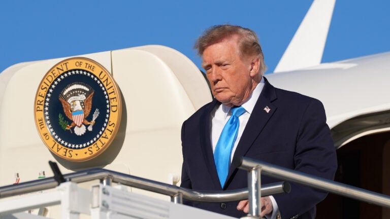 Trump OKs firing squad execution for Fort Hood shooter Hasan