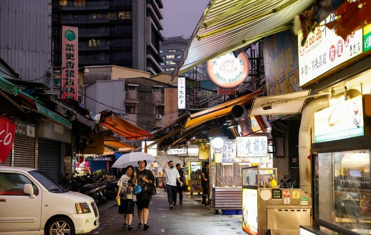 Typhoon Champi nears Taiwan, disrupts flights and U.S.-Japan drills
